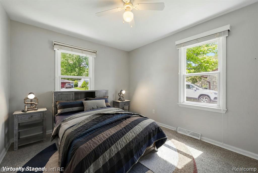 9034 Elmhurst Avenue, Plymouth, MI 48170 — Photo 10