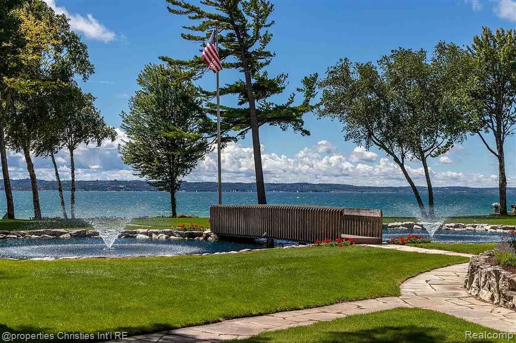 1057 Beach Road, Harbor Springs, MI 49740 — Photo 6