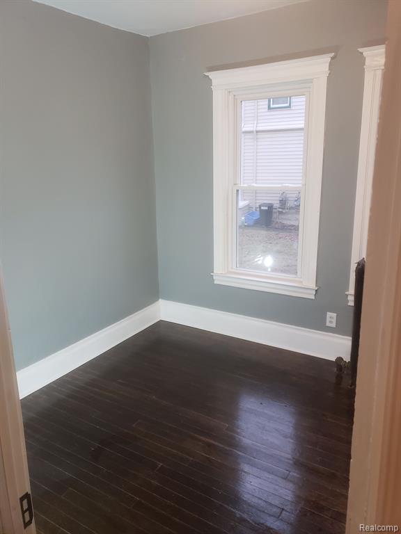 28 FERRIN, Mount Clemens, MI 48043 — Photo 10