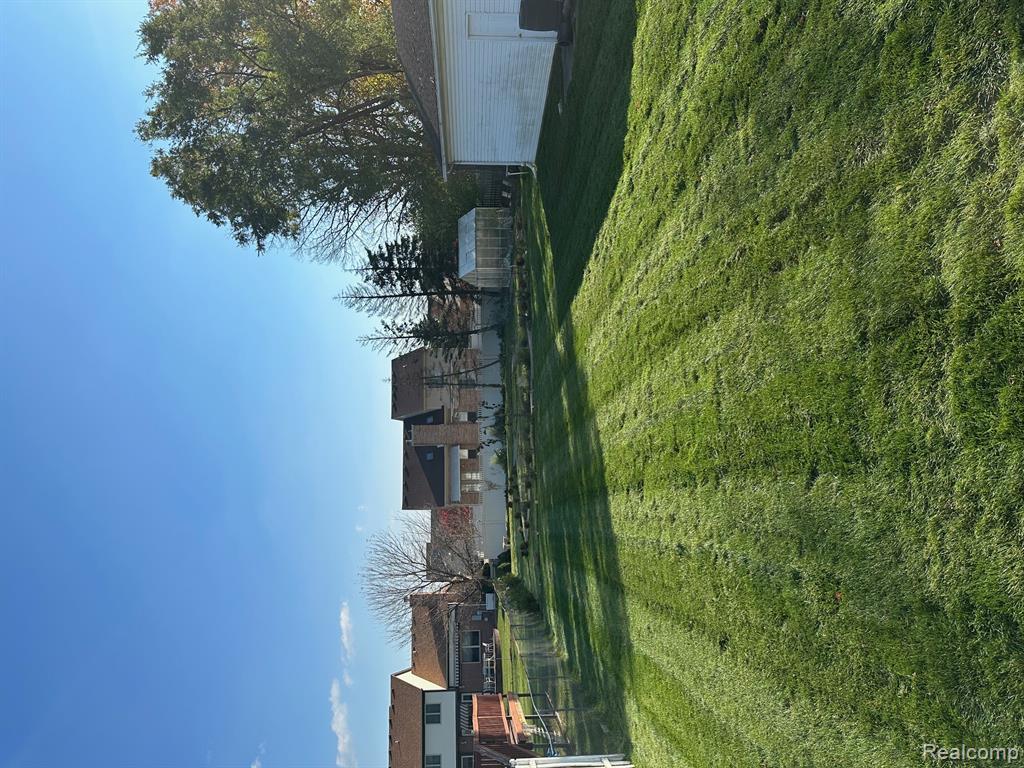 15347 Drysdale Street, Southgate, MI 48195 — Photo 40