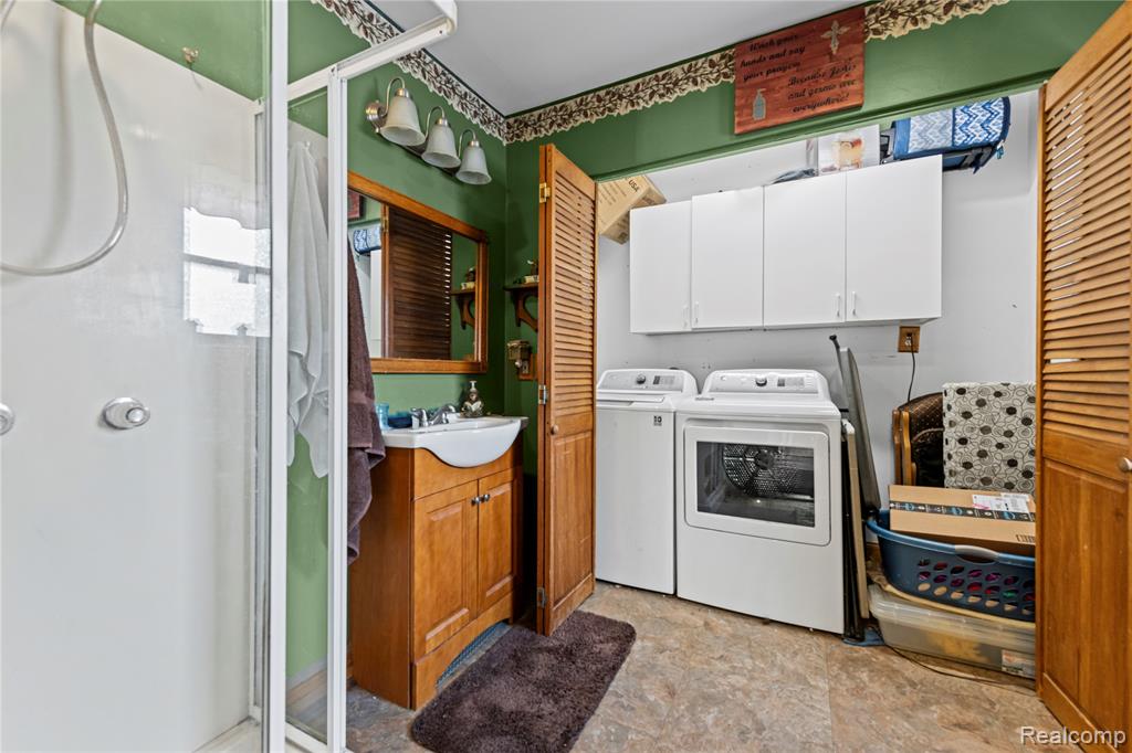 8 Hovey Street, Oxford, MI 48371 — Photo 23