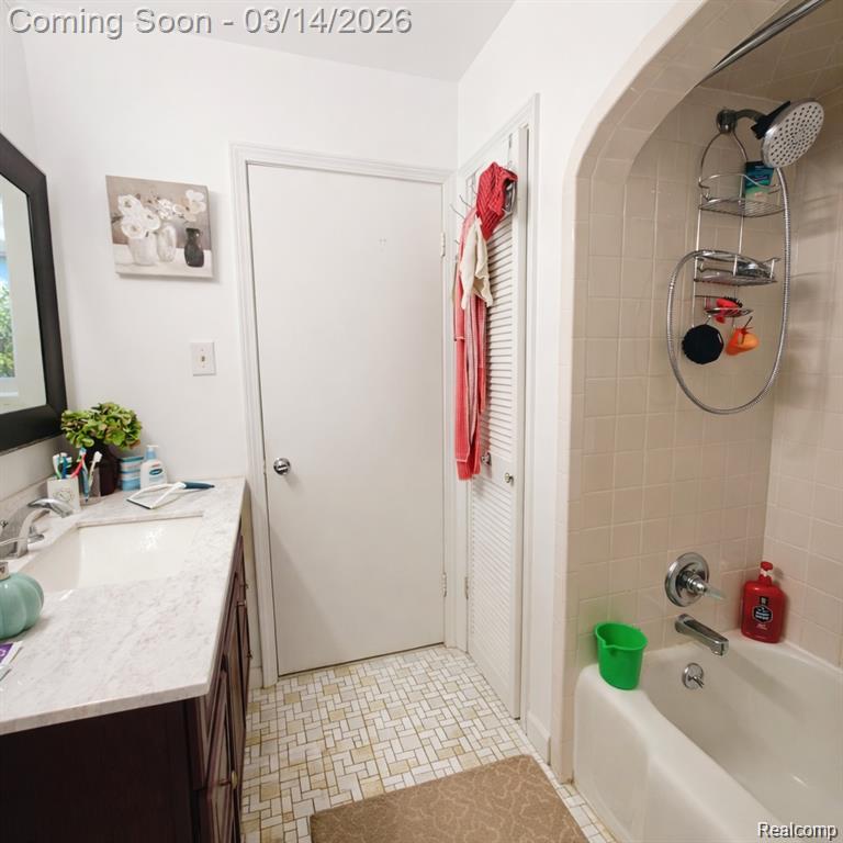 5441 Arden Avenue, Warren, MI 48092 — Photo 9