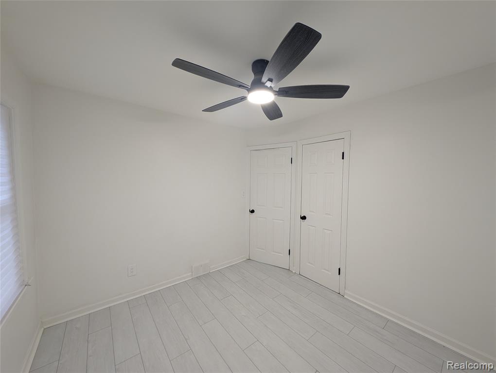 8459 Pierson Street, Detroit, MI 48228 — Photo 19