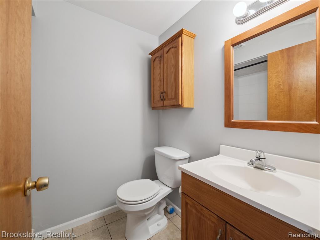 771 Gertrude Road, Waterford, MI 48328 — Photo 21