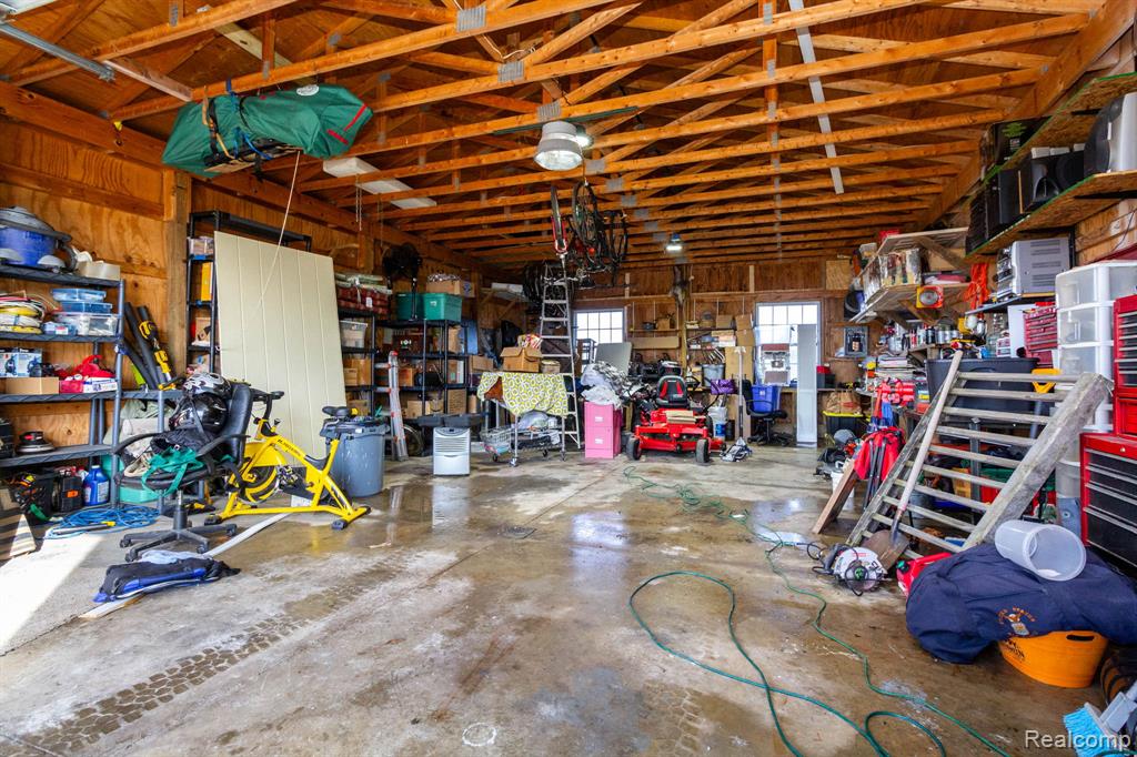 9002 Arnold Road, Ira, MI — Photo 32