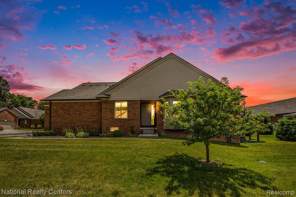 51185 DUNSTON Lane, Chesterfield, MI — Photo 18