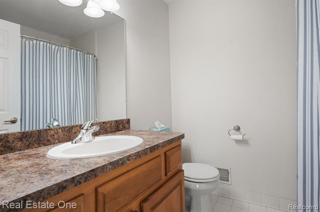 56916 Saint Andrews Drive, Macomb, MI 48042 — Photo 31