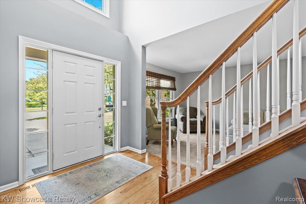 44847 Larkspur, Novi, MI 48377 — Photo 4