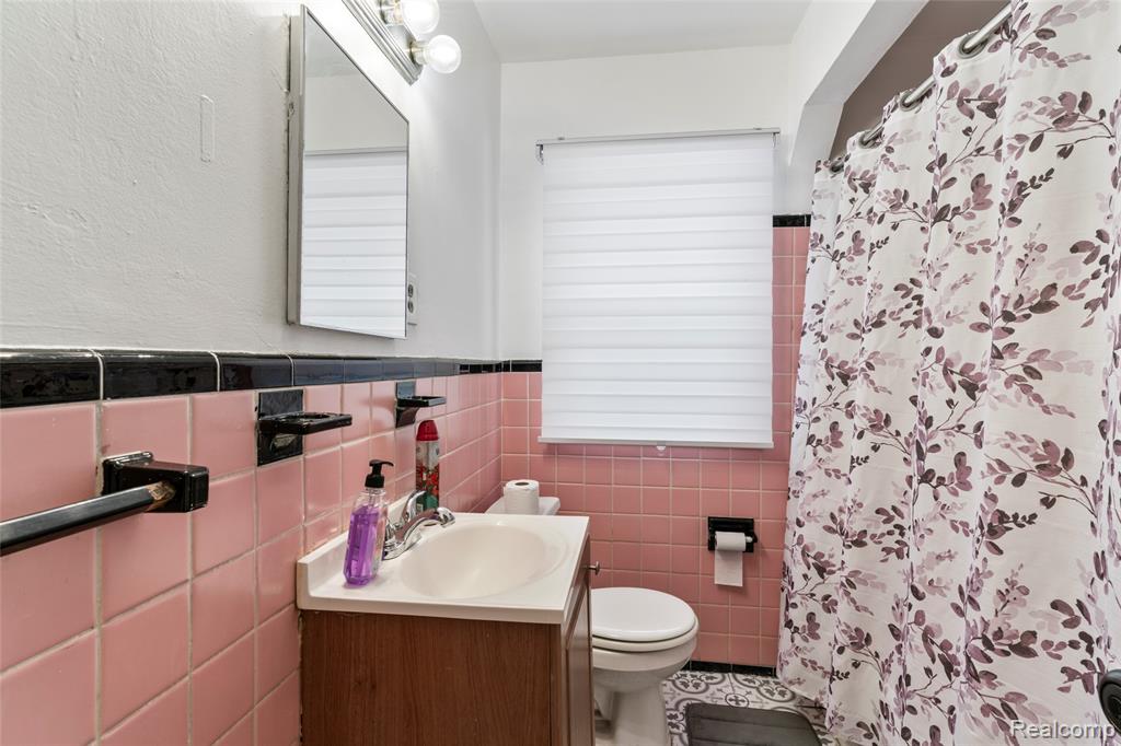 9980 Ashton Avenue, Detroit, MI 48228 — Photo 21
