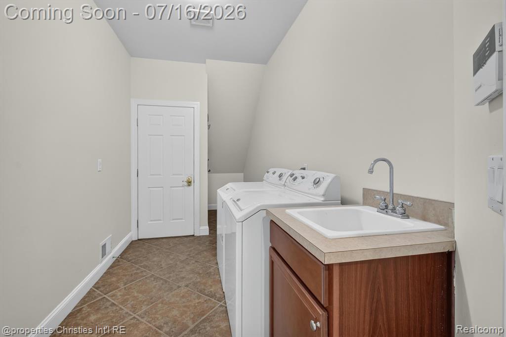 45864 Tournament Drive, Northville, MI 48168 — Photo 34