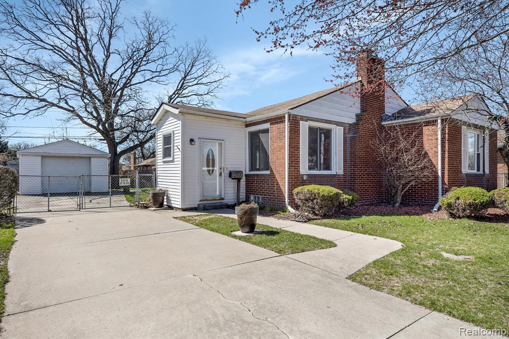 7258 COOLIDGE, Center Line, MI 48015 — Photo 5