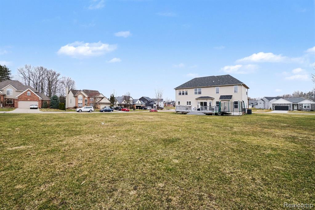 6230 Leighland Drive, Grand Blanc, MI 48439 — Photo 3