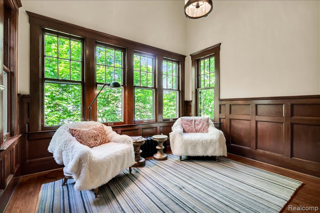 658 Longfellow Street, Detroit, MI 48202 — Photo 37