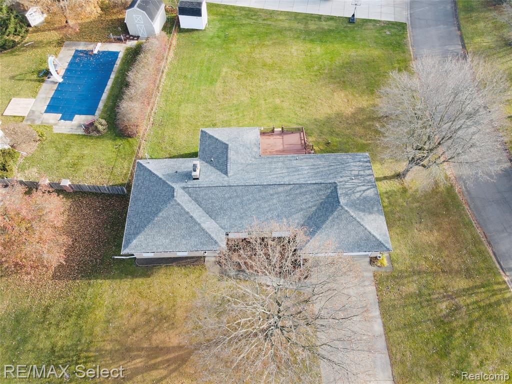4290 Hedgethorn Circle, Burton, MI 48509 — Photo 3