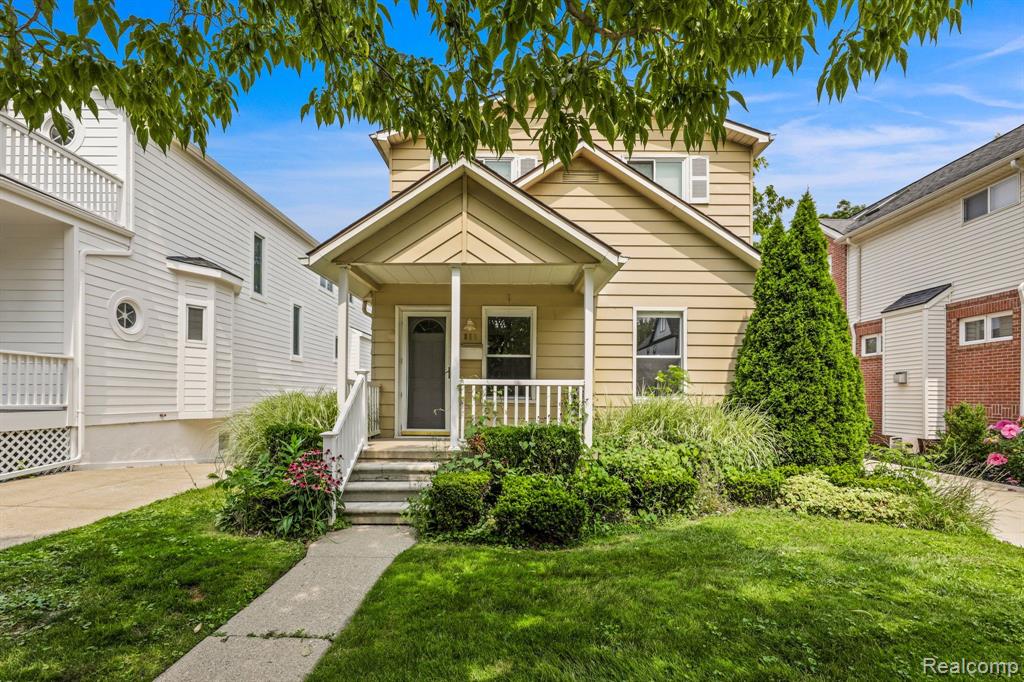 811 HUMPHREY Avenue, Birmingham, MI 48009 — Photo 27