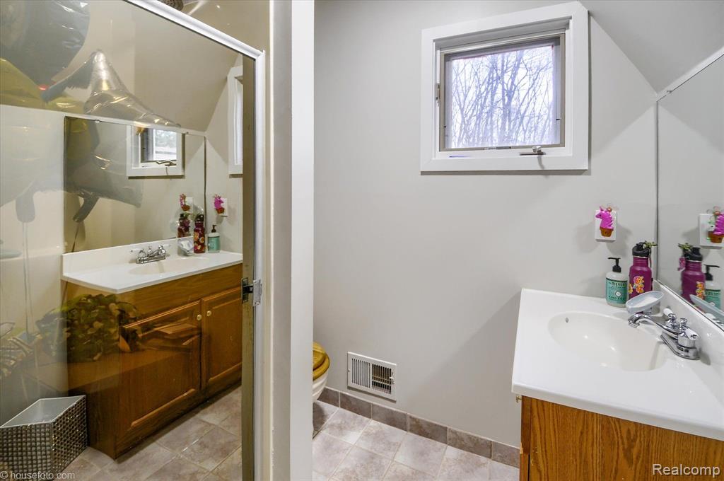 3600 CHILDERS Road, Ortonville, MI 48462 — Photo 46