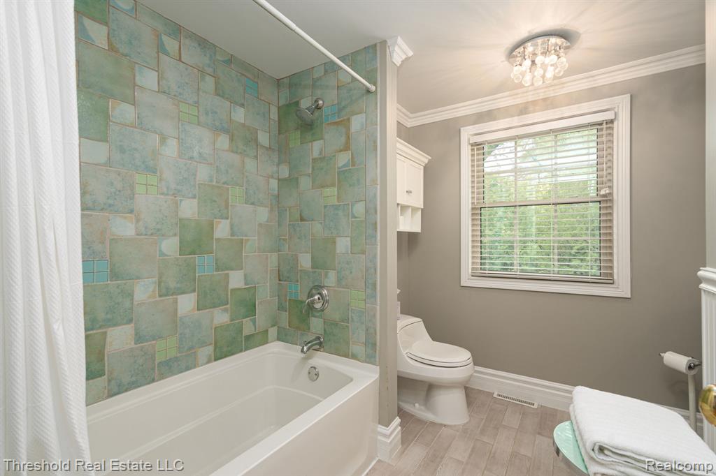 29090 Kendallwood Drive, Farmington, MI 48334 — Photo 26