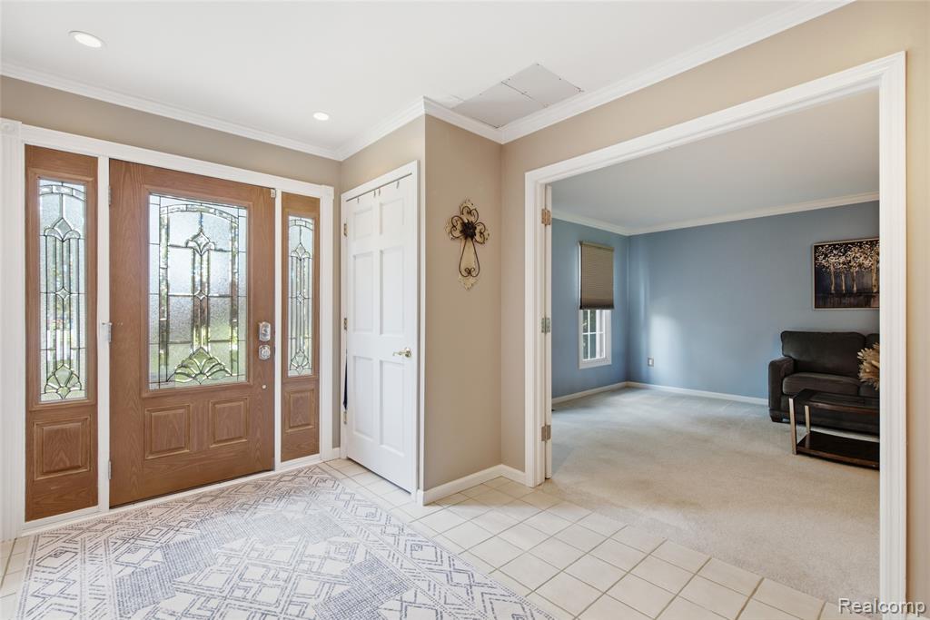 46884 Ben Franklin Drive, Utica, MI 48315 — Photo 14