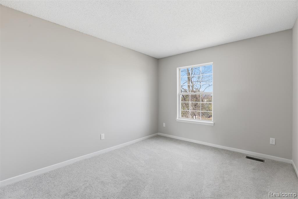 31192 Columbia Drive, Novi, MI, 48377