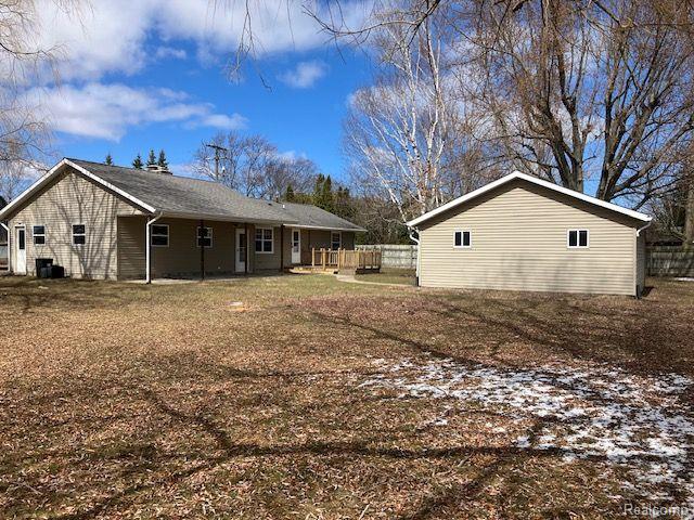 363 NELSON Street, Harbor Beach, MI 48441 — Photo 6
