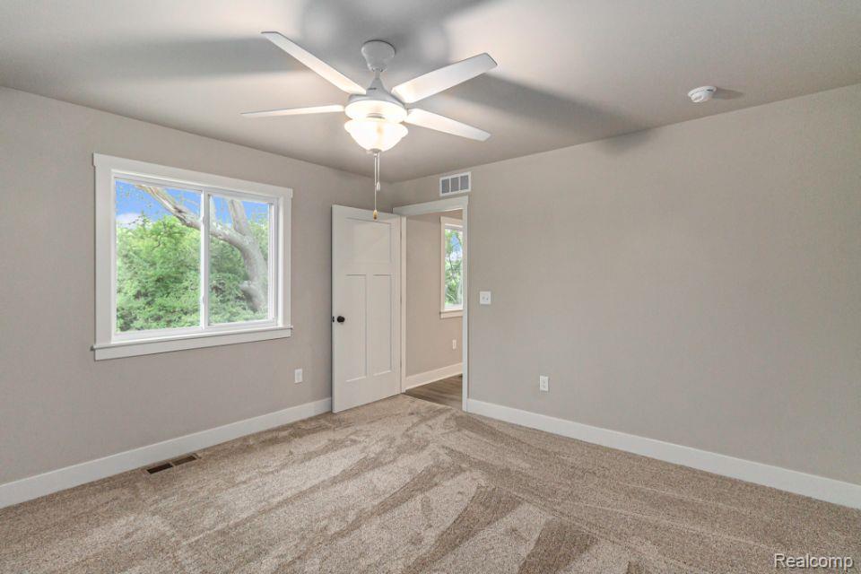 104 Cottonwood Court Court, Litchfield, MI 49252 — Photo 8