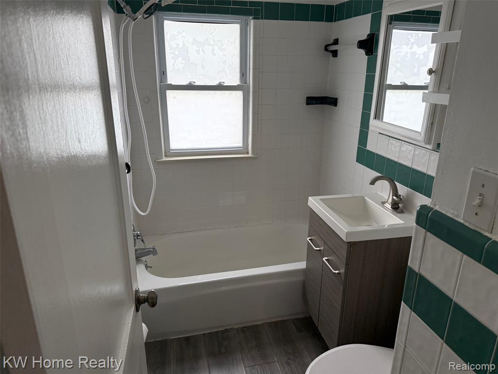 663 Lenox Avenue, Pontiac, MI 48340 — Photo 6