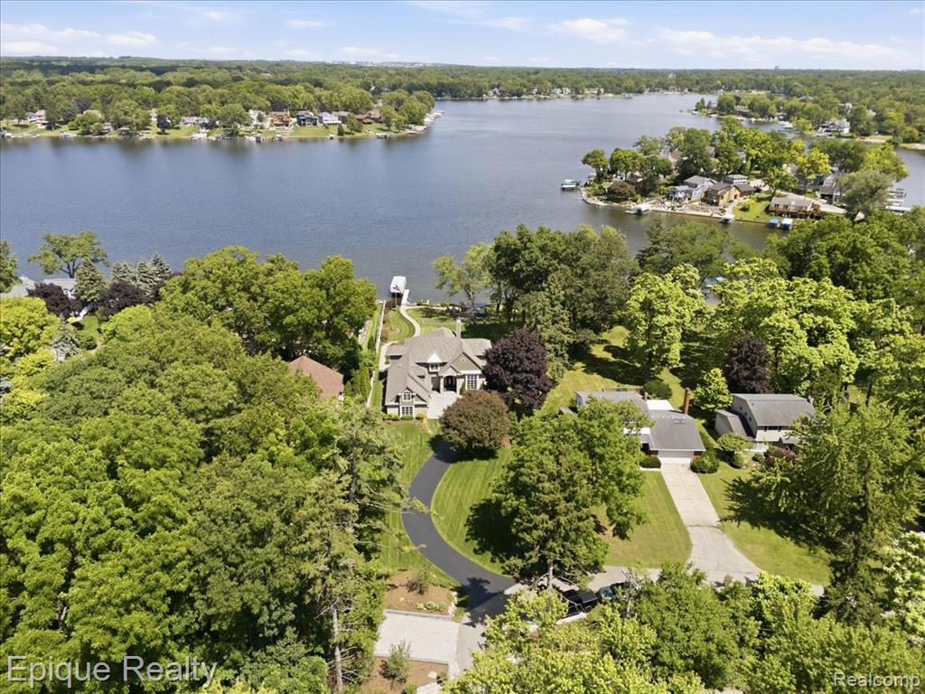 4312 Sashabaw Road, Waterford, MI 48329 — Photo 90