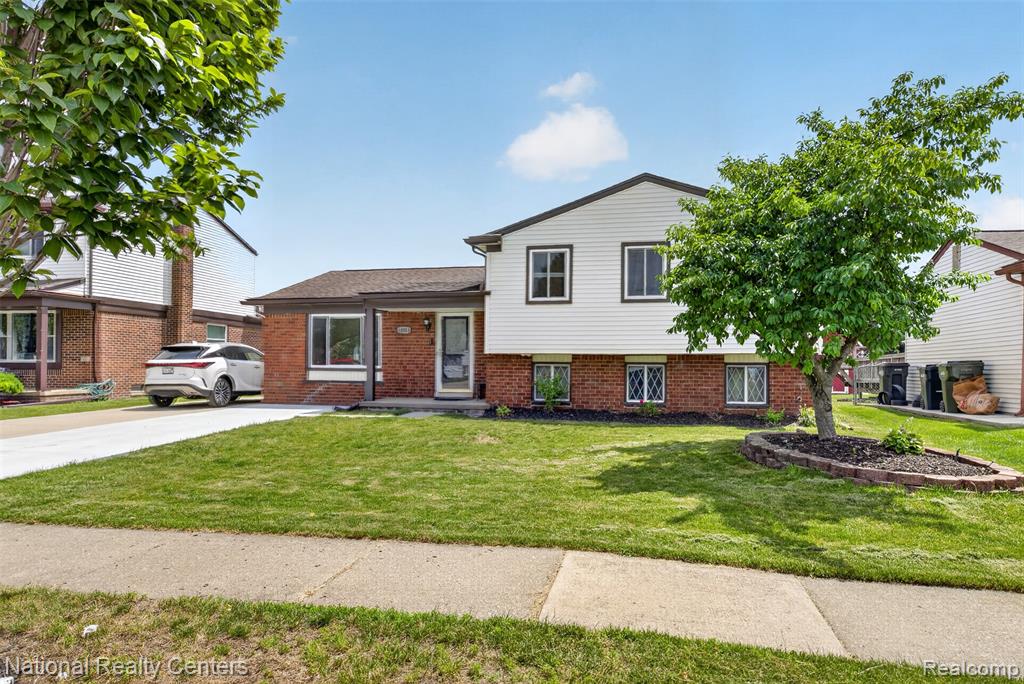 40014 Eagle Drive, Sterling Heights, MI 48310 — Photo 3