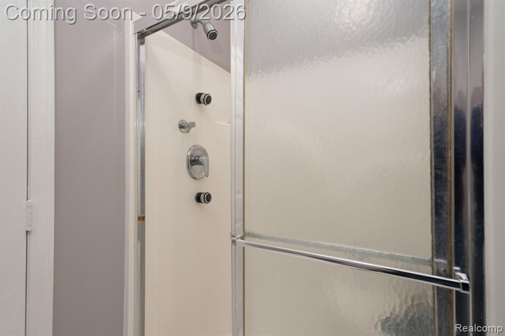 6091 Brookstone Lane, Grand Blanc, MI 48439 — Photo 25