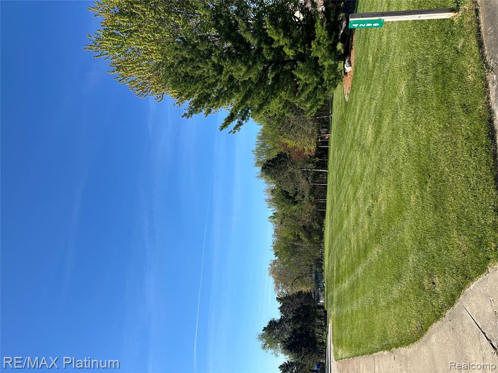 4299 Lake Farms Court, Linden, MI 48451 — Photo 3