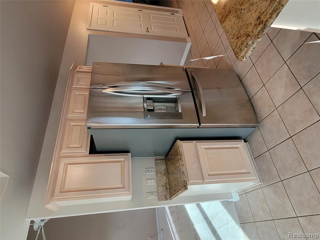 48205 Conifer Drive, Shelby Twp, MI 48315 — Photo 11
