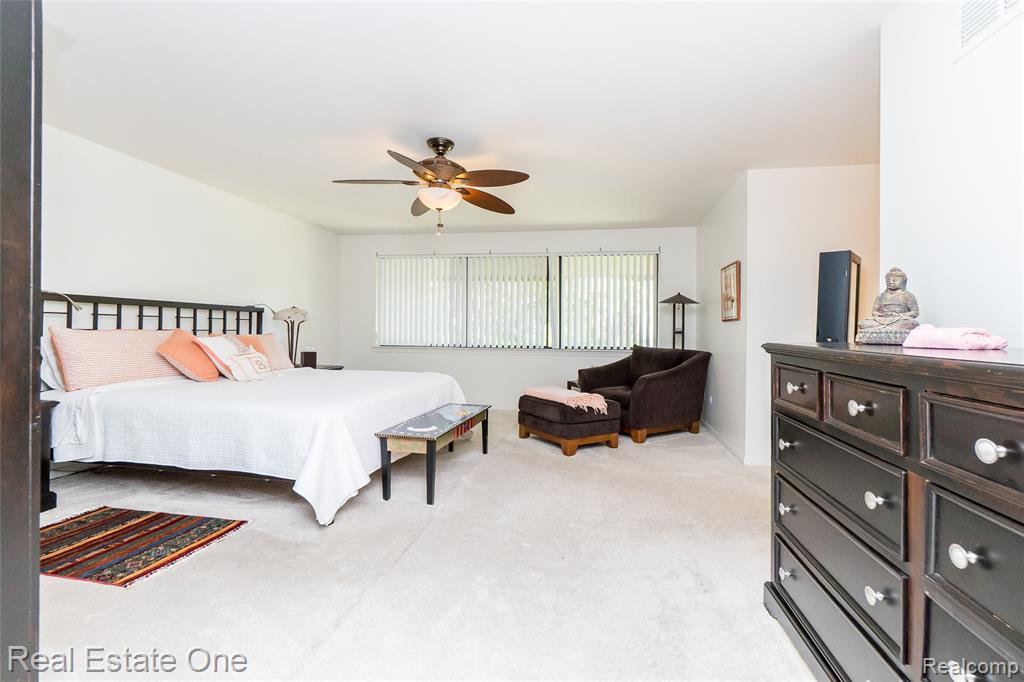 7308 Creek View Circle, West Bloomfield, MI — Photo 38