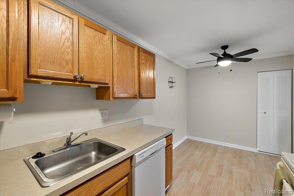 3915 BENJAMIN Avenue, 1, Royal Oak, MI 48073 — Photo 13