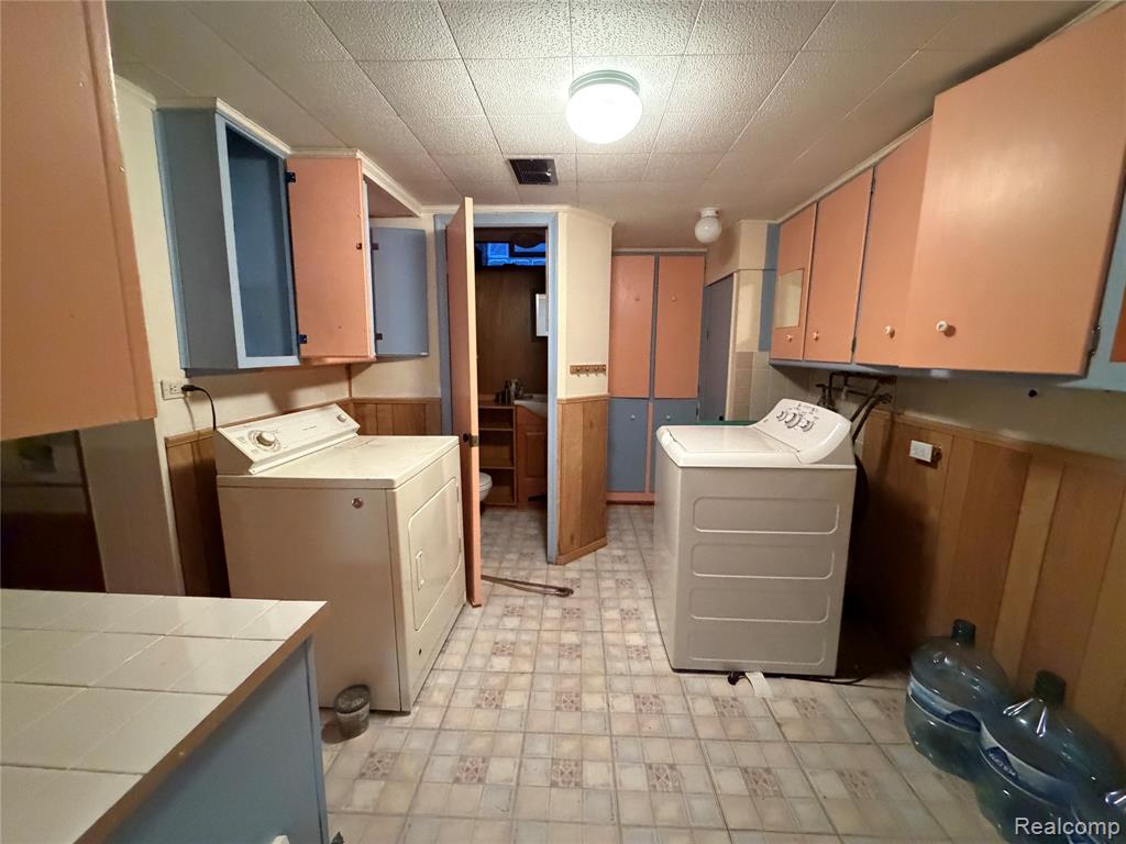 25125 Campbell Avenue, Warren, MI 48089 — Photo 9