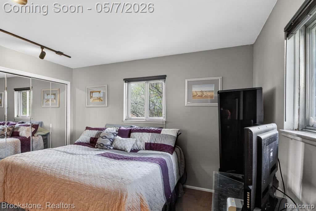 2732 Lacota Road, Waterford, MI 48328 — Photo 20