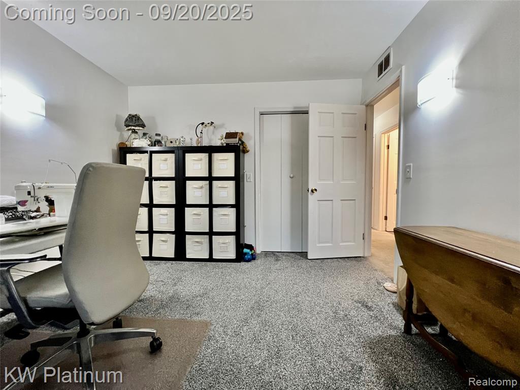 3551 STRAWBERRY Lane, Port Huron, MI 48060 — Photo 18