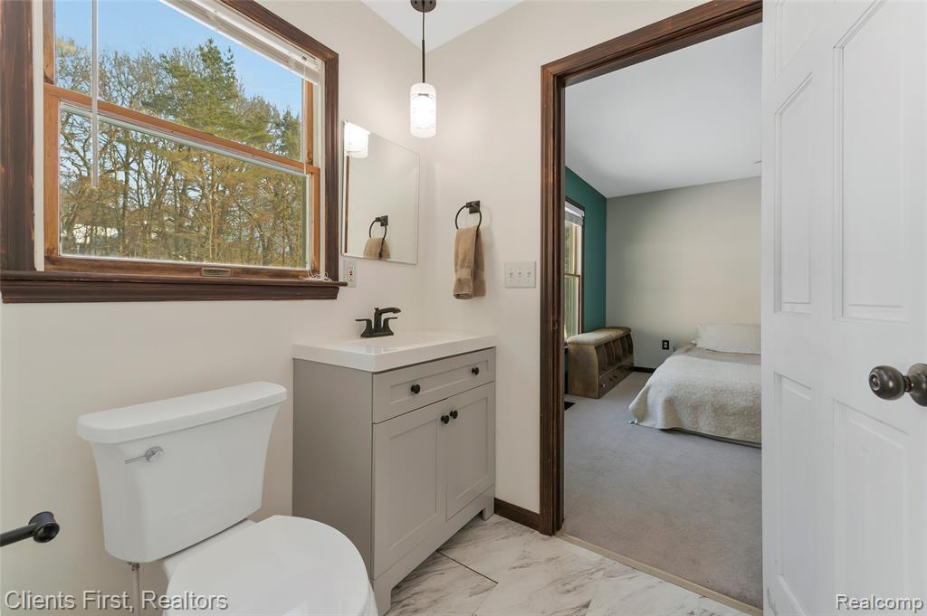270 N Hurd Road, Ortonville, MI 48462 — Photo 15