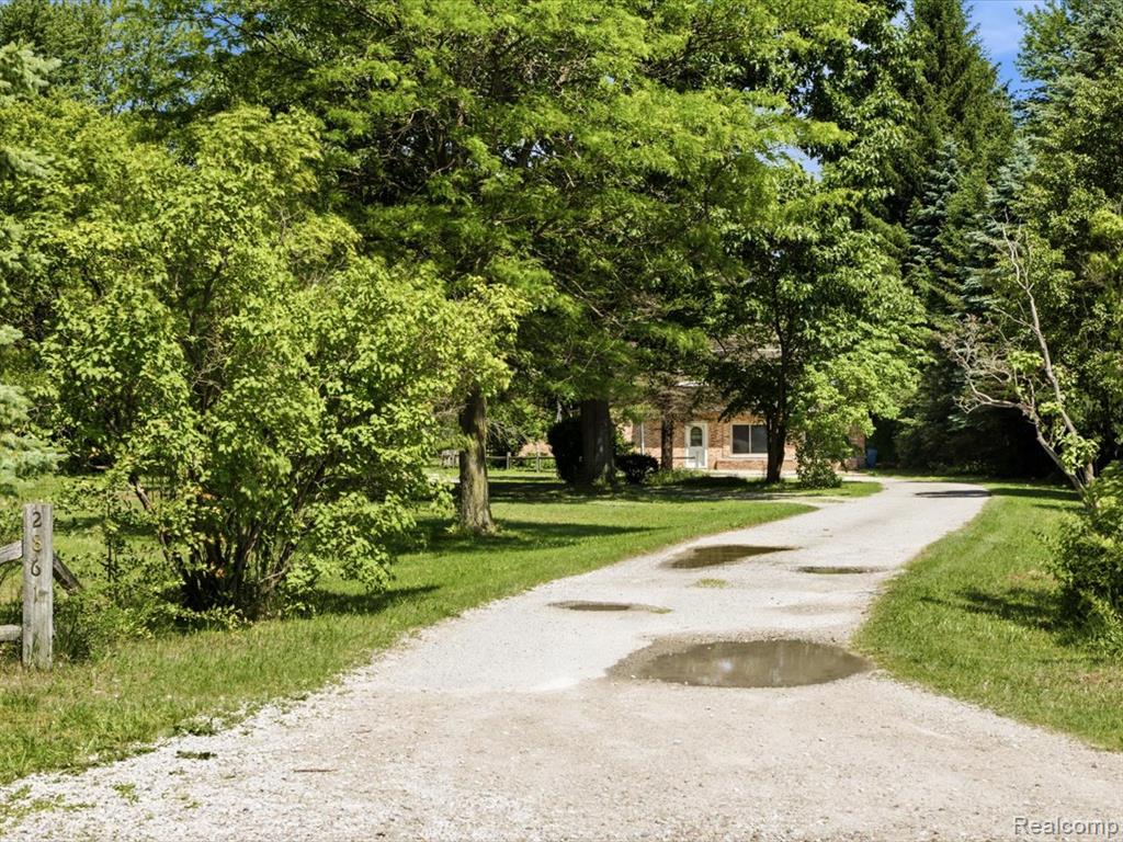 2861 Church Road, Columbus, MI — Photo 38