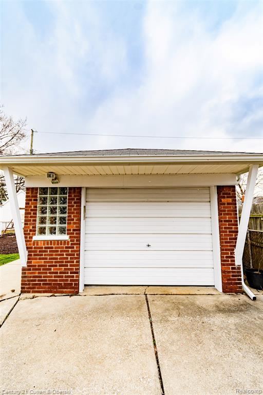 9390 Quandt Avenue, Allen Park, MI 48101 — Photo 57
