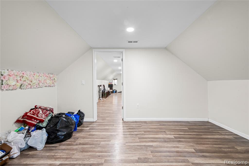 4590 Charles Street, Hamtramck, MI 48212 — Photo 37