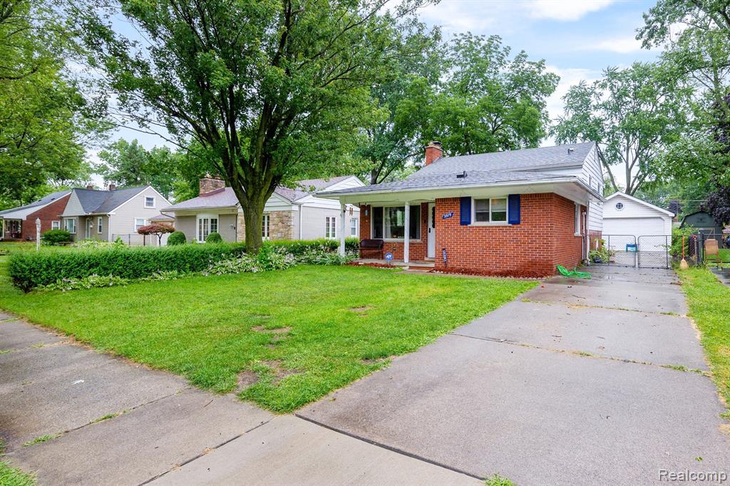 3979 ACADEMY Street, Dearborn Heights, MI 48125 — Photo 2