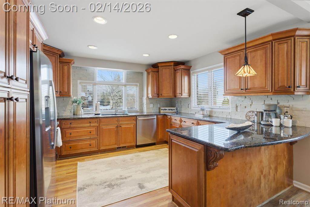 1239 Cedarwood Drive, Brighton, MI 48116 — Photo 8