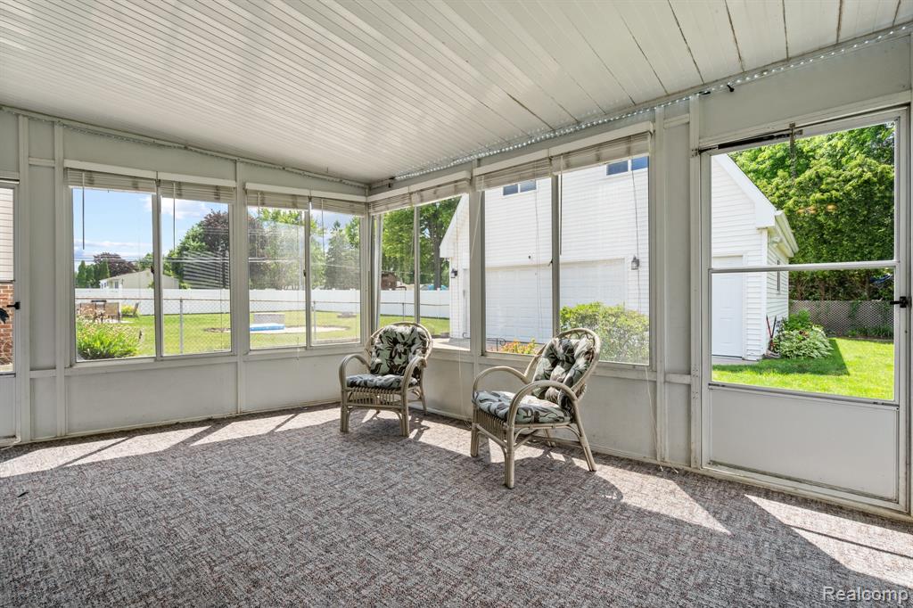 43057 Bond Court, Sterling Heights, MI 48313 — Photo 40
