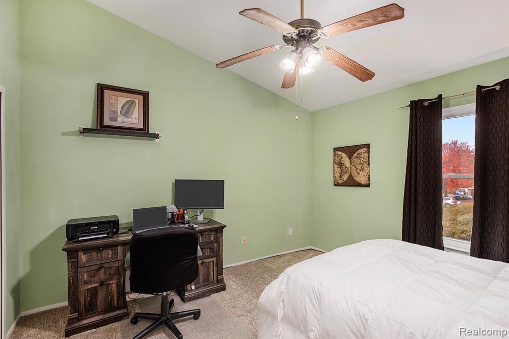 862 Polo Place, Auburn Hills, MI 48326 — Photo 19