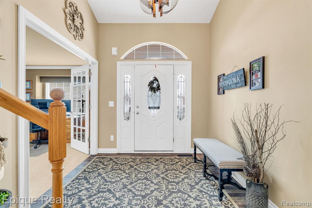 8459 Cranbrook Drive, Grand Blanc, MI 48439 — Photo 8