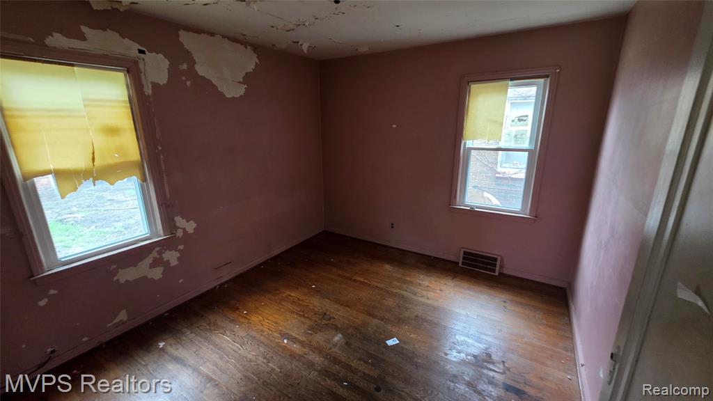 9338 Cheyenne Street, Detroit, MI 48228 — Photo 4