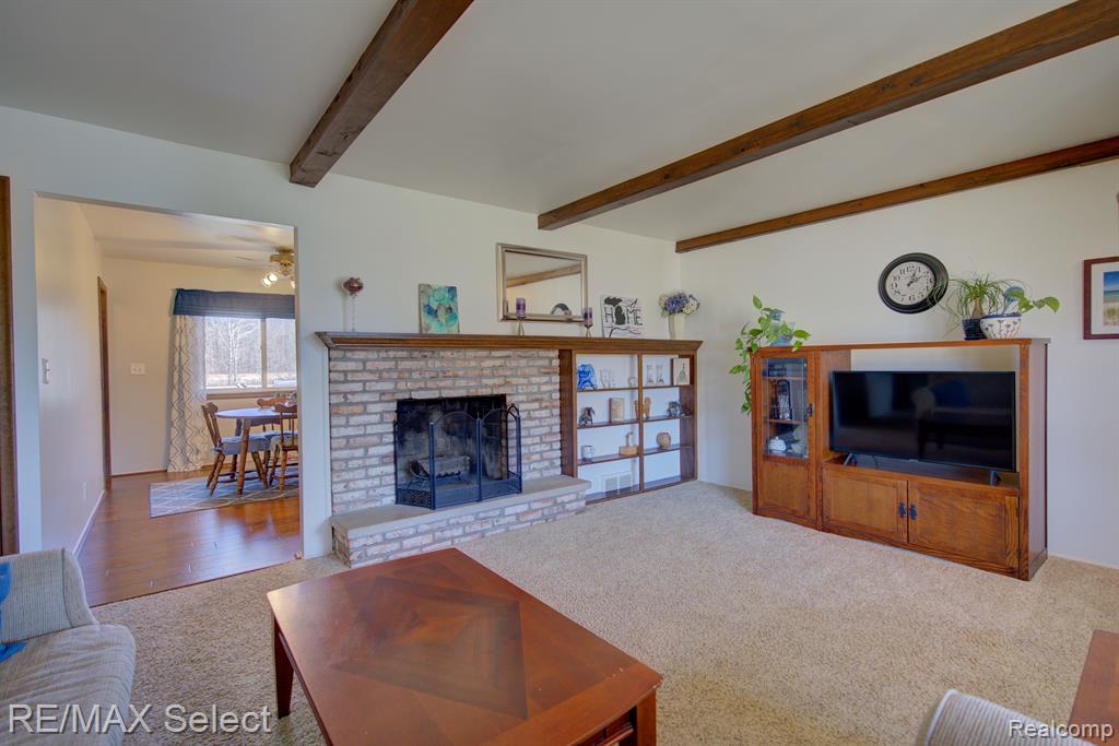 7233 JENNINGS Road, Swartz Creek, MI 48473 — Photo 8