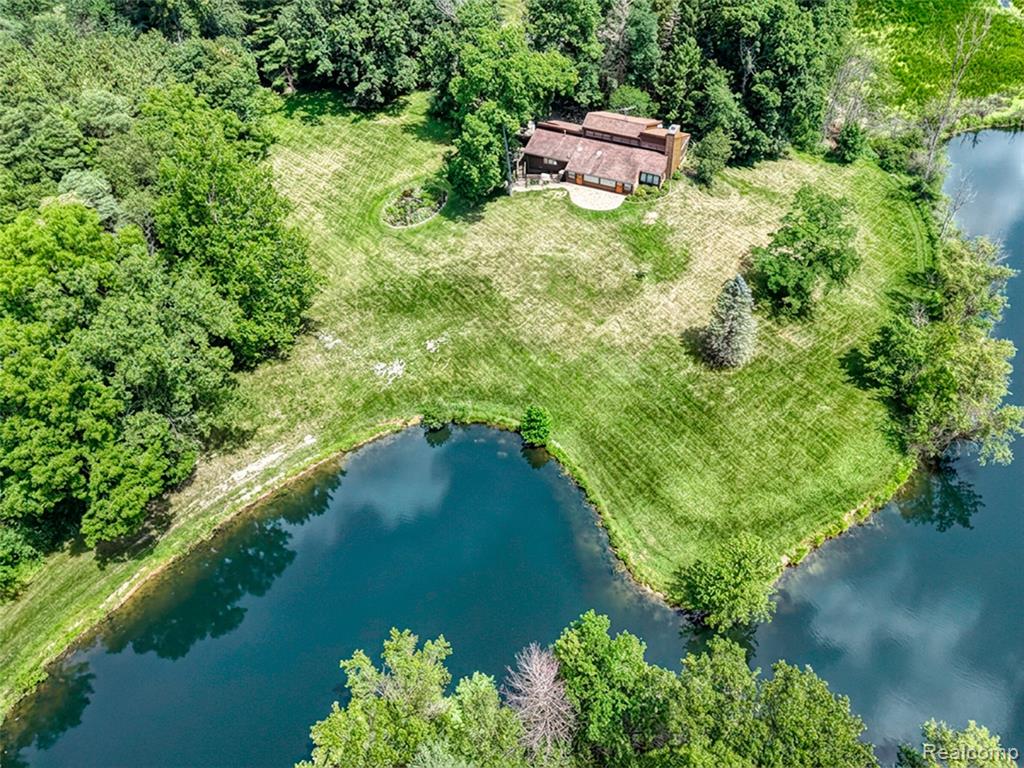 3166 Bigelow Road, Howell, MI 48855 — Photo 40