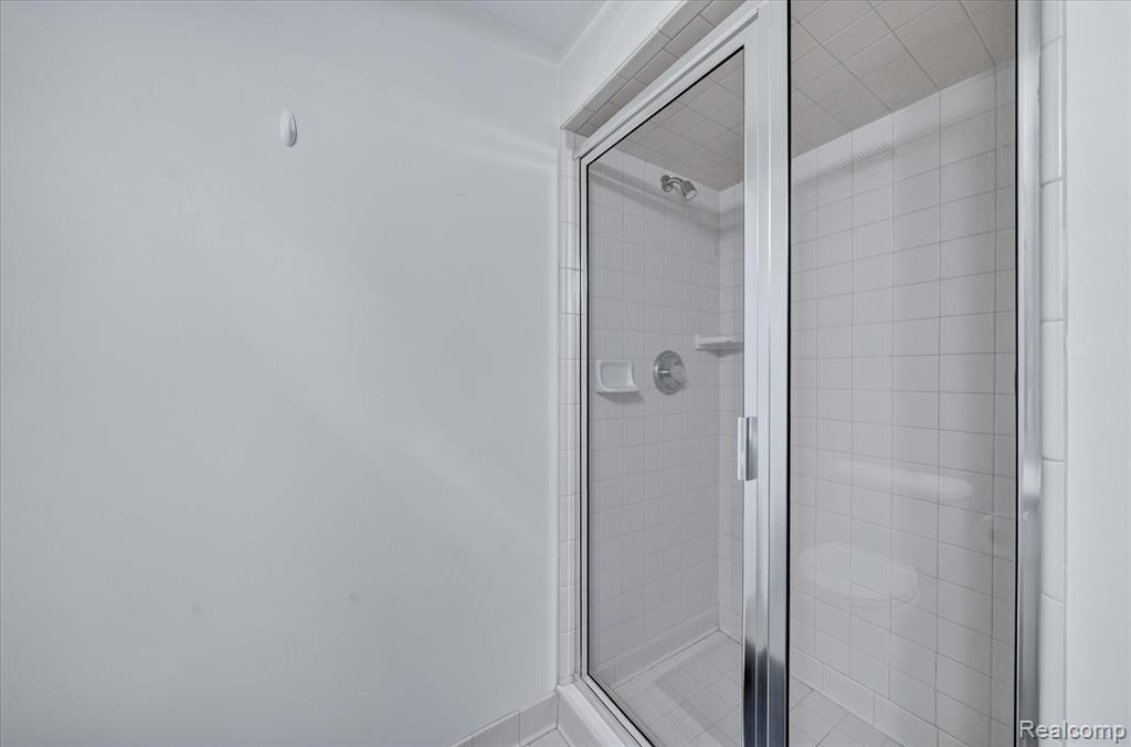 827 Westbrooke Drive, South Lyon, MI 48178 — Photo 37
