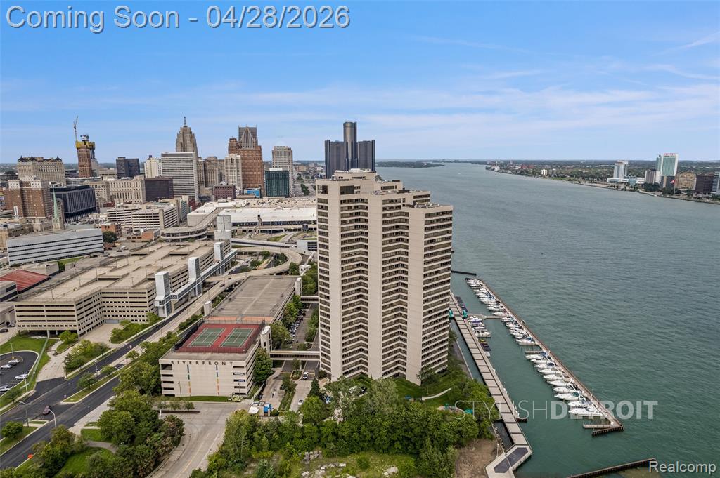 1001 W Jefferson - Photo 2